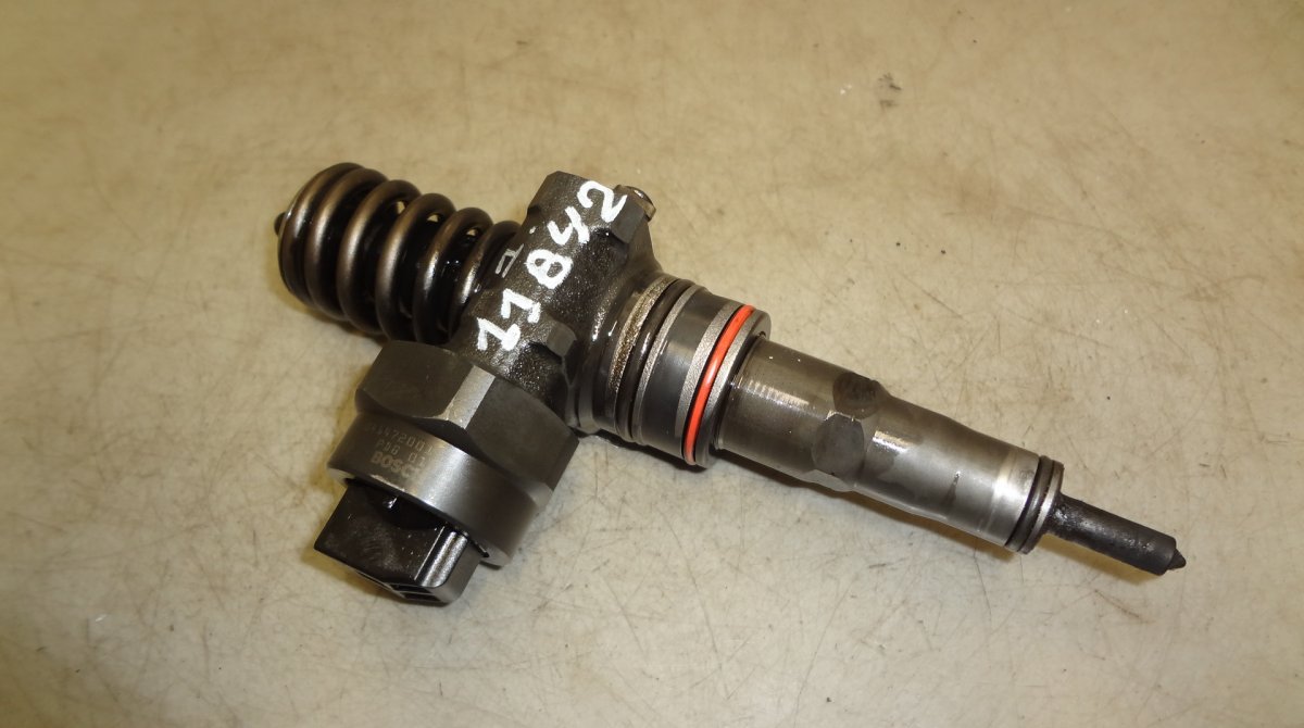 Volkswagen Passat Fuel Injector 0414720015 Fuel Injector VW PASSAT B5 (3B3) (20...