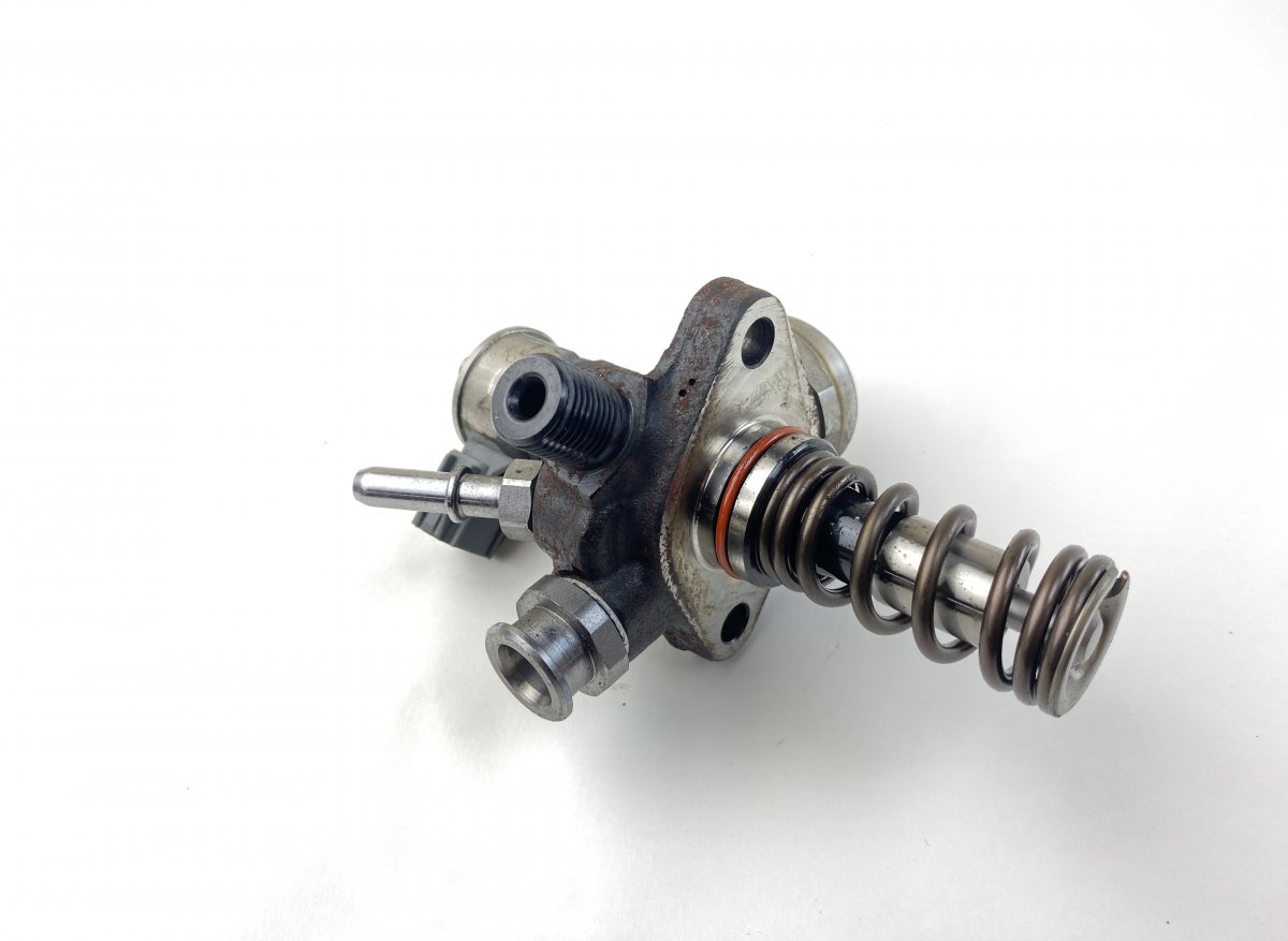 Volvo S60 Fuel injection pump, diesel 36003288 Fuel injection pump, diesel VOLVO V60 ...