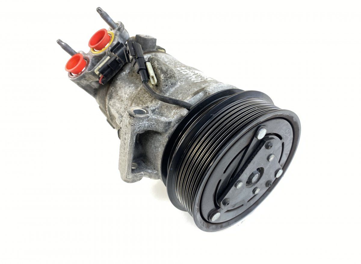 36011563 AC / aircon Compressor VOLVO V60 II (225) (02.18-)