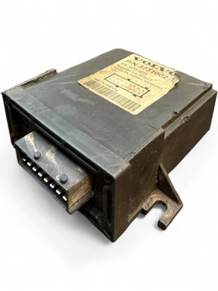3731002 Auxiliary heater control unit VOLVO V70 II / XC70 I (P80) (2000-2007)