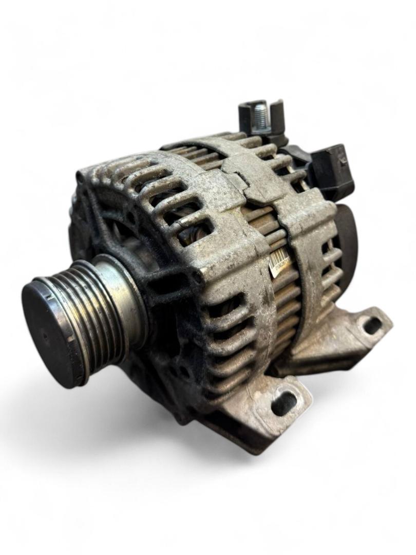 Volvo XC60 Alternator 0121715079 30659341 Alternator VOLVO XC60 I (20...
