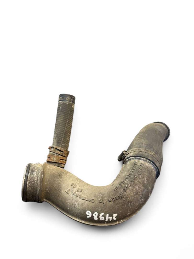 Porsche Cayenne Injection Air Hose 7L4145831 Injection Air Hose PORSCHE CAYENNE I ...