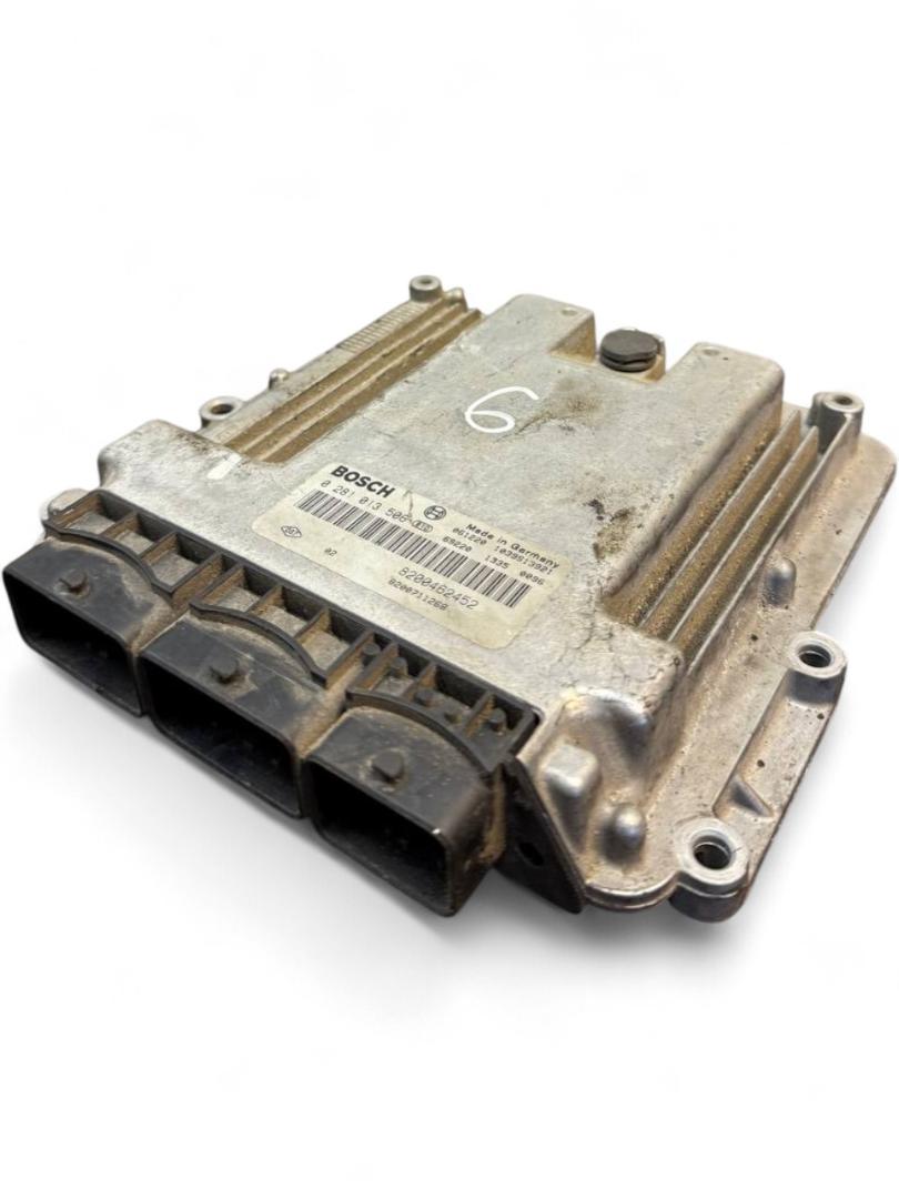 Renault Scenic Engine Control Unit / module (ECU) 0281013506 8200462452 Engine Control Unit / mod...