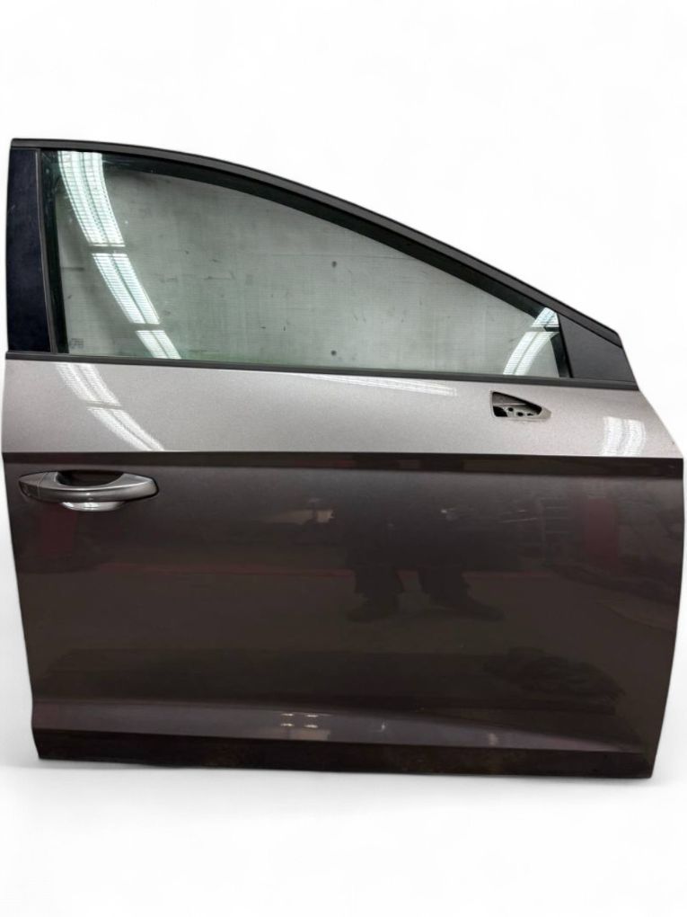 5F4831056A Door Front Right SEAT LEON (5F) (2012-2020)