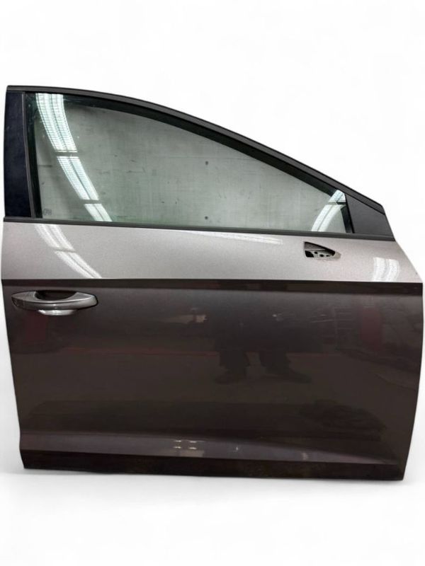 5F4831056A Door Front Right SEAT LEON (5F) (2012-2020)