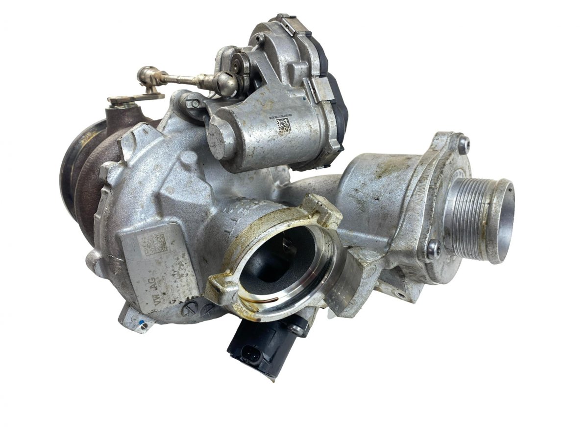 Skoda Octavia Turbocharger 06Q145702C Turbocharger SKODA OCTAVIA IV (NX, N...
