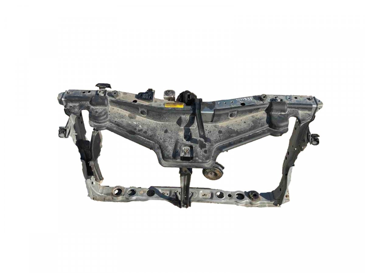 Toyota Auris Front panel 5320102904 Front panel TOYOTA AURIS (E18) 2012-...