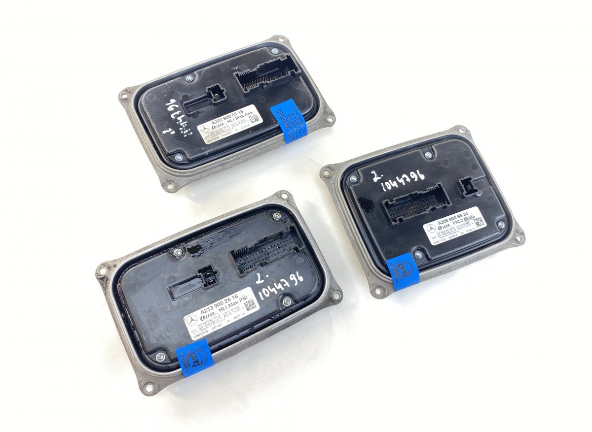 Mercedes-Benz CLS (C218) Xenon headlight control unit set A2059009534 A2139002616 A2229000515 Xenon headl...