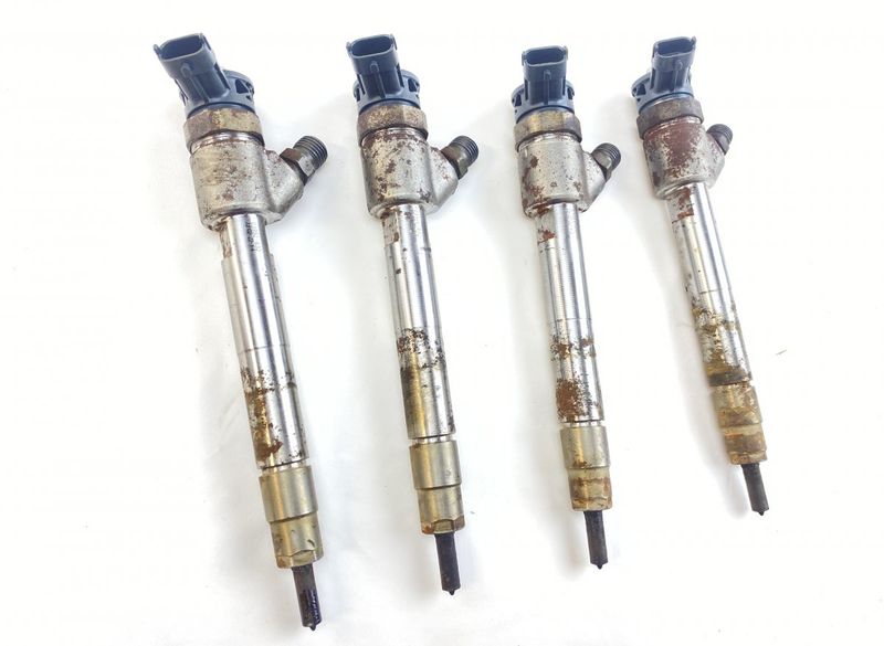 0445110955 0445110749 0445110954 Fuel injector set PEUGEOT 508 II (R83) (2018-)