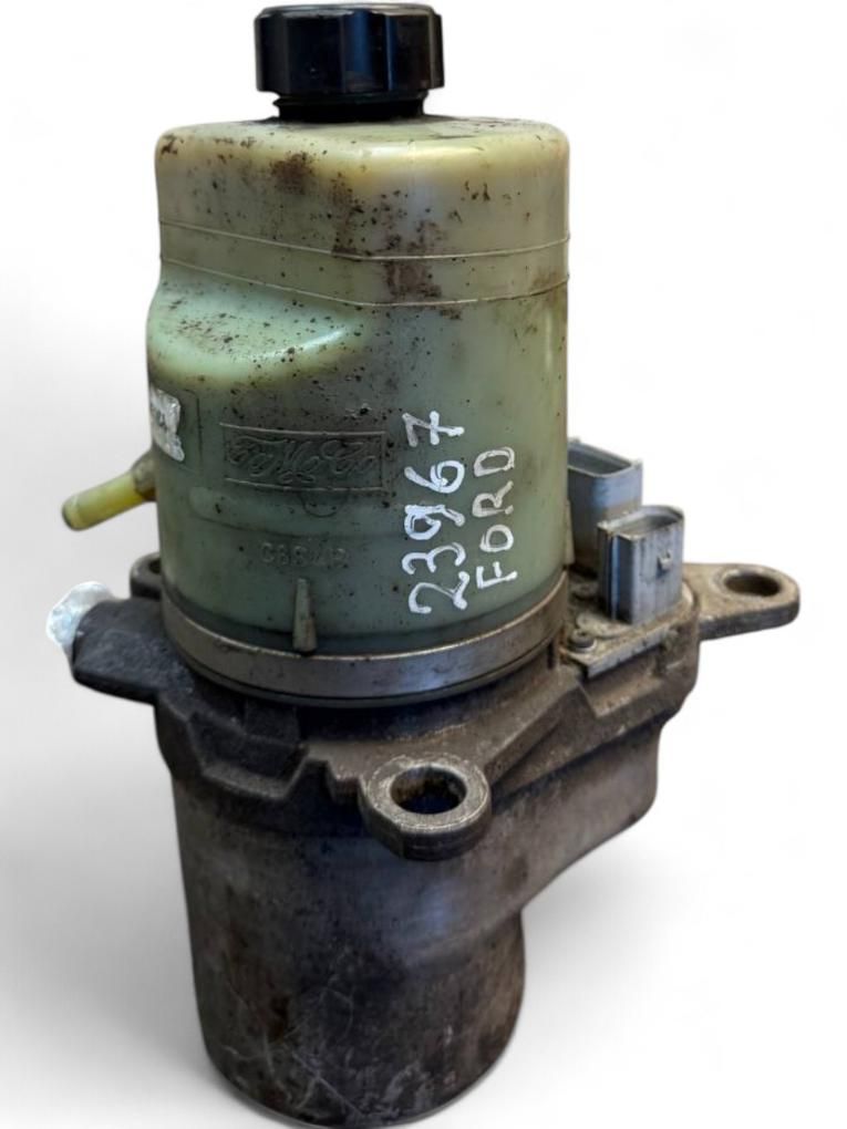 4M513K514CA Power steering pump FORD FOCUS II (2004-2012)