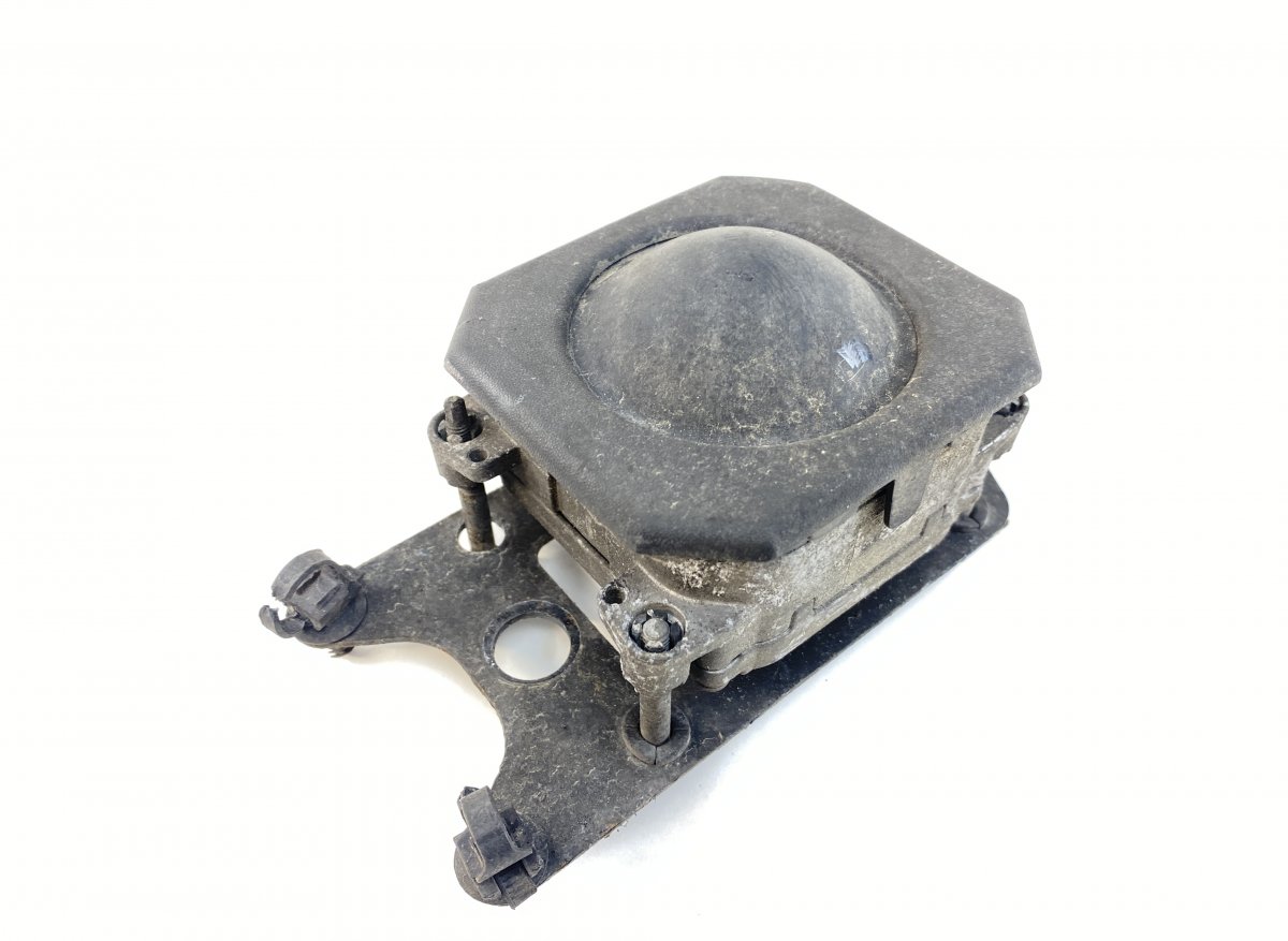 Jeep Cherokee (KL) Distronic radar / sensor 0203300338 Distronic radar / sensor JEEP CHEROK...