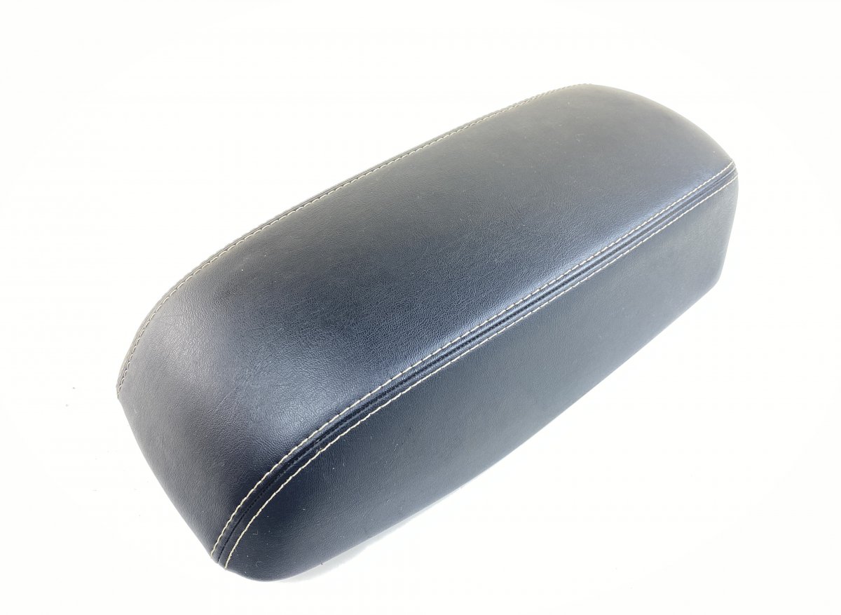 Jeep Cherokee (KL) Armrest cover front 1WZ791X9AD Armrest cover front JEEP CHEROKEE V ...