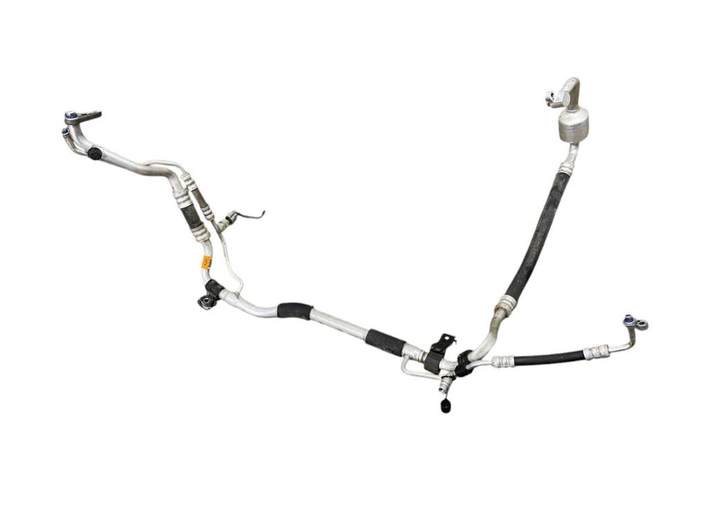 Kia Stonic AC Pipeline From Compressor To Drier AC Pipeline From Compressor To Drier KIA STONIC...