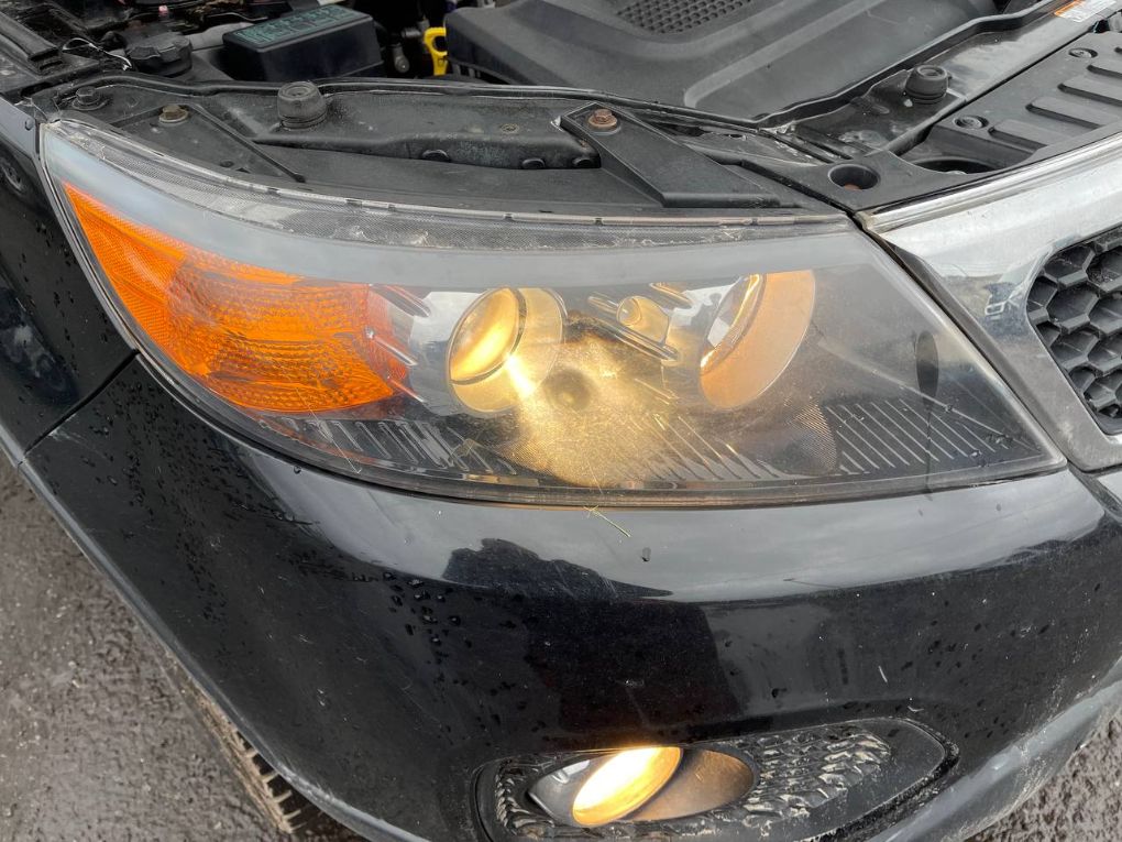 Kia Sorento priekinis žibintas (dešinė)