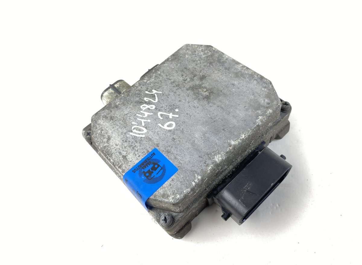 Lexus LS Active suspension control unit 892A250010 Active suspension control unit LEXUS...