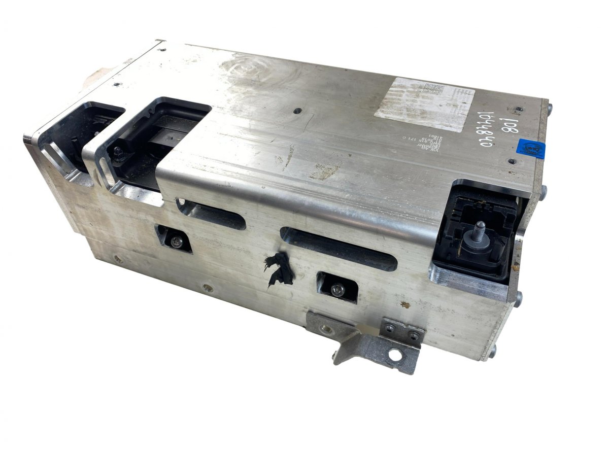 Audi A5 (B9) High voltage battery (EV, Hybrid) 4M0915105C High voltage battery (EV, Hybrid) AU...