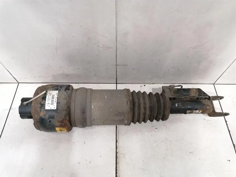 Mercedes-Benz C (W203) Shock Absorber Front Mercedes CLS W219 shock absorber front right A2...