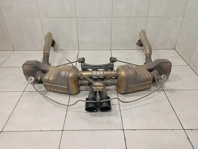 Porsche Cayman 981 GT4 exhaust silencer exhaust silencer 98111192106-