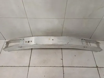 Porsche 964 priekšējā bampera sija 96450501000 964 priekšējā bampera turētājs-