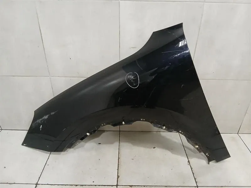 Porsche Cayenne Porsche Cayenne 9Y MK3 E3 Left Wing 9Y0821104A Left Wing- Body type: Unknown
Fuel: Unknown