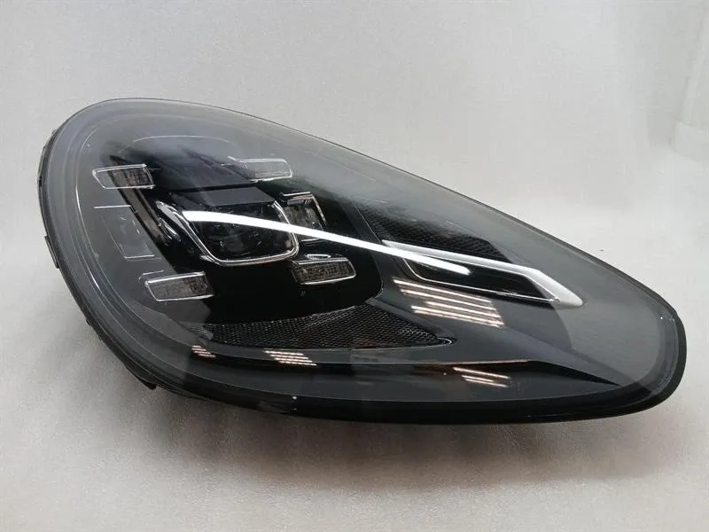 MK2 15-17 PORSCHE CAYENNE 958 92A Right Headlight 7P5941036K Headlamp Right-