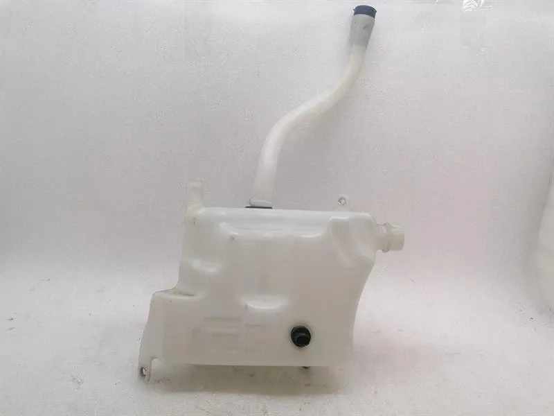 Ferrari FF F151 washer fluid reservoir 82197000 washer fluid tank -