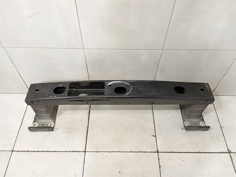Land Rover Range Rover (L405) Land Rover Range Rover L405 Front Bumper Beam FPLA 10005 Front Bumper Carrier- Body type: SUV
Fuel: Diesel