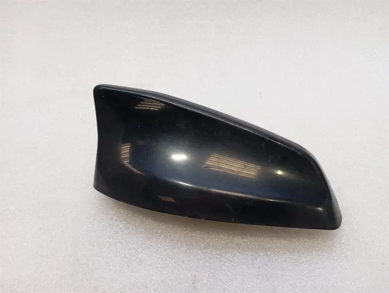 Land Rover Range Rover Sport (L494) Land Rover Range Rover Sport L494 Aerial / Antenna GJ32-19C089-DB Antenna- Body type: SUV
Fuel: Petrol