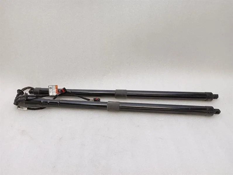 Land Rover Range Rover Sport (L494) Land Rover Sport L494 boat lid strut CPLA-70354-BF gas pressure damper tailgate- Body type: SUV
Fuel: Petrol