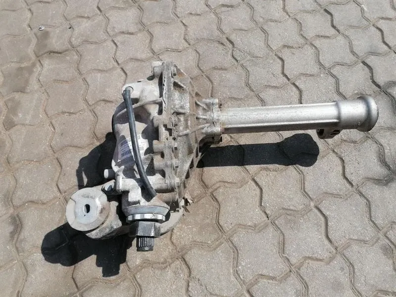 Land Rover Range Rover Sport (L494) Land Rover Range Rover Sport L494 Front Diff HPLA-3017-JB Front Differential- Body type: SUV
Fuel: Petrol