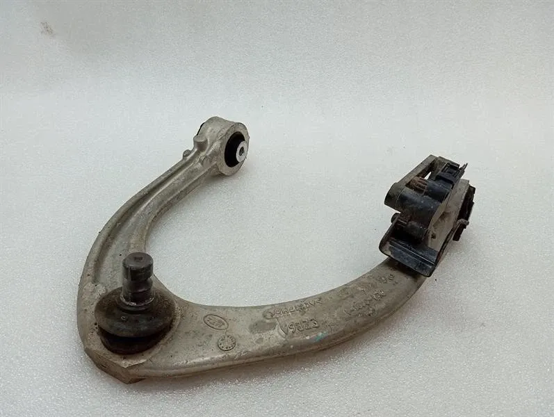 Land Rover Range Rover Sport (L494) Land Rover Sport L494 Left Front Wishbone LR113271 Front Left Wishbone- Body type: SUV
Fuel: Petrol