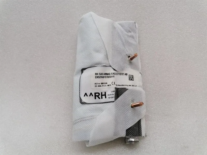 Land Rover Range Rover (L405) LAND ROVER RANGE ROVER L405 Module CK52-611D32-AB Module RH SEAT - Body type: SUV
Fuel: Diesel