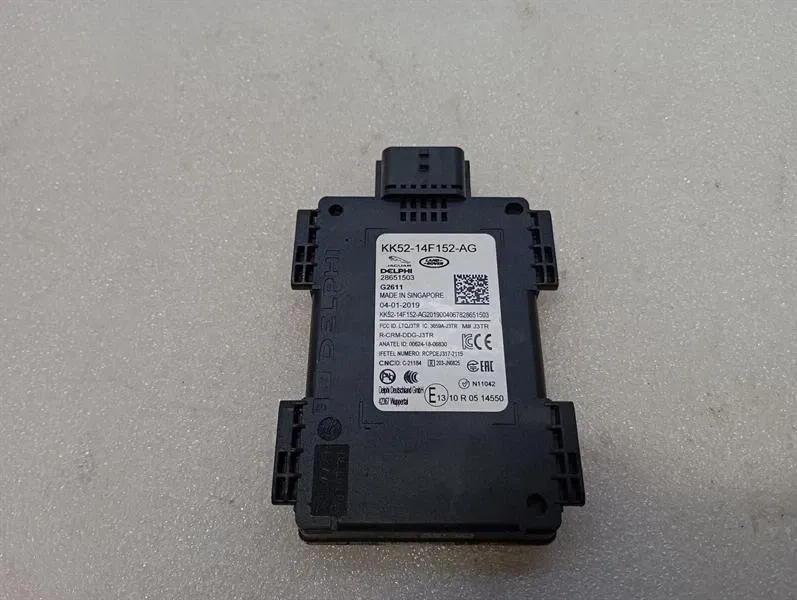 Land Rover Range Rover Sport (L494) LAND ROVER RANGE ROVER SPORT L494 SENSOR KK52-14F152-AG RADAR BLIND SPOT - Body type: SUV
Fuel: Petrol