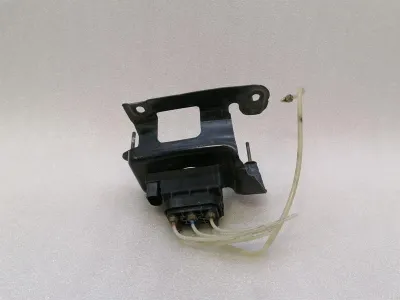 Mercedes ML W164 Air Suspension Valve A2513200058 Air Suspension Valve Block-