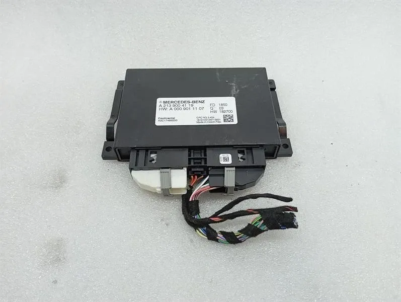 MERCEDES C CLASS W205 ELECTRONIC MODULE A2139004119 ECU GEARBOX-