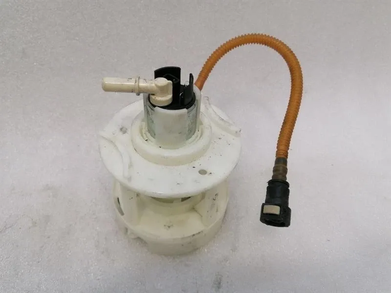 Mercedes S-Class W221 S63 M156 Fuel Pump Electric A2214706494 Fuel Pump -