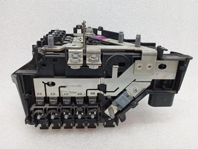 MERCEDES G-CLASS W463A W464 18-24 G63 AMG Fuse Box A4635407612 Fuse Box-