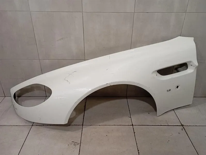 Aston Martin Vantage V8 Left Wing 6G33-16006 Left Fender FAULTY-