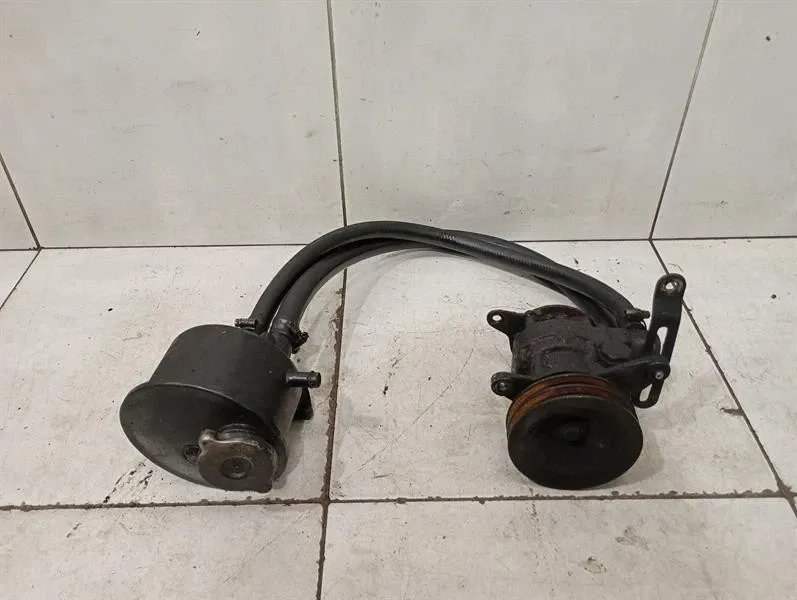 Aston Martin Vantage AM Series 3 1973-1978 Power Steering Pump Servo Pump -