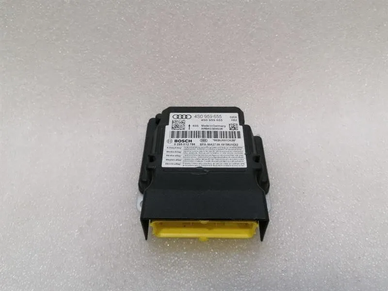 Audi R8 Audi R8 4S V10 RWD Safety Module ECU 4S0959655 Air Control Unit SRS- Body type: Coupe
Fuel: Petrol