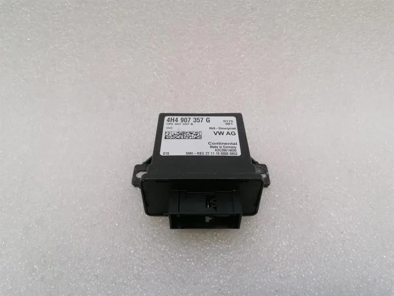 Audi R8 Audi R8 4S V10 RWD Light Module 4H4907357G ECU - Body type: Coupe
Fuel: Petrol