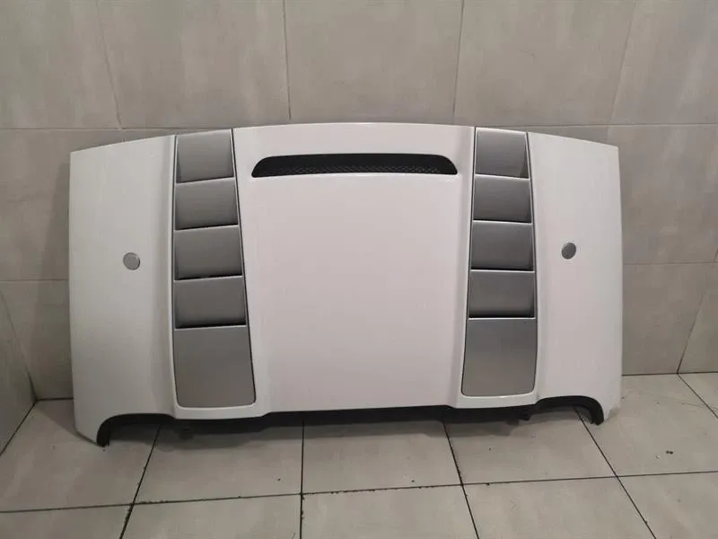 Audi R8 AUDI R8 TYPE 42 V10 5.2 SPYDER Boot Lid 427825300A Tailgate Hood Cover- Body type: Convertible
Fuel: Petrol