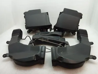 Audi R8 Typ 42 V10 5.2 Spyder Luftfilterkasten 420133845L Luftfilterkasten-Set