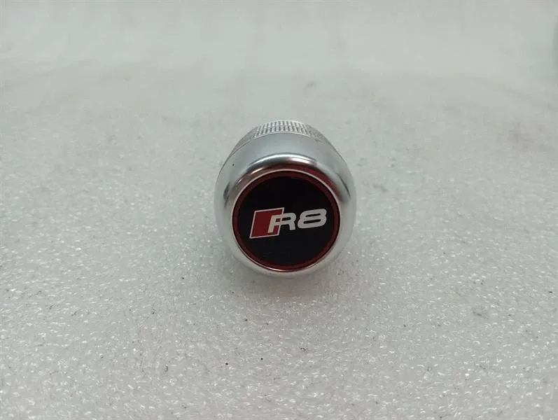 Audi R8 Audi R8 Type 42 V10 5.2 Spyder Gear knob 420711141Q Gear Knob- Body type: Convertible
Fuel: Petrol