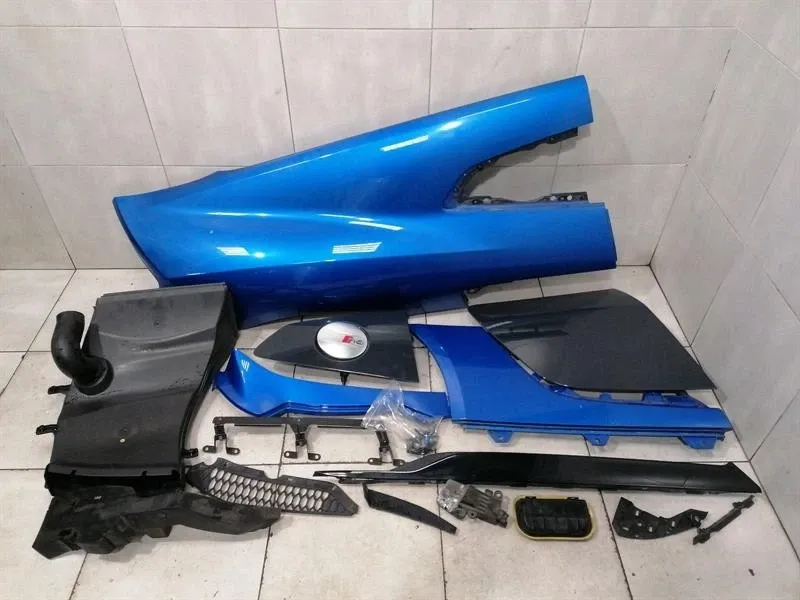 Audi R8 Audi R8 4S AWD rear panel 4S8809604B right rear set quarter panel set side part- Body type: Coupe
Fuel: Petrol