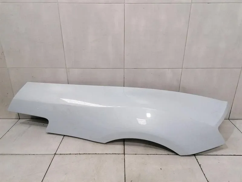 Audi R8 Audi R8 Type 42 Spyder rear left panel 427809605 rear left panel- Body type: Convertible
Fuel: Petrol