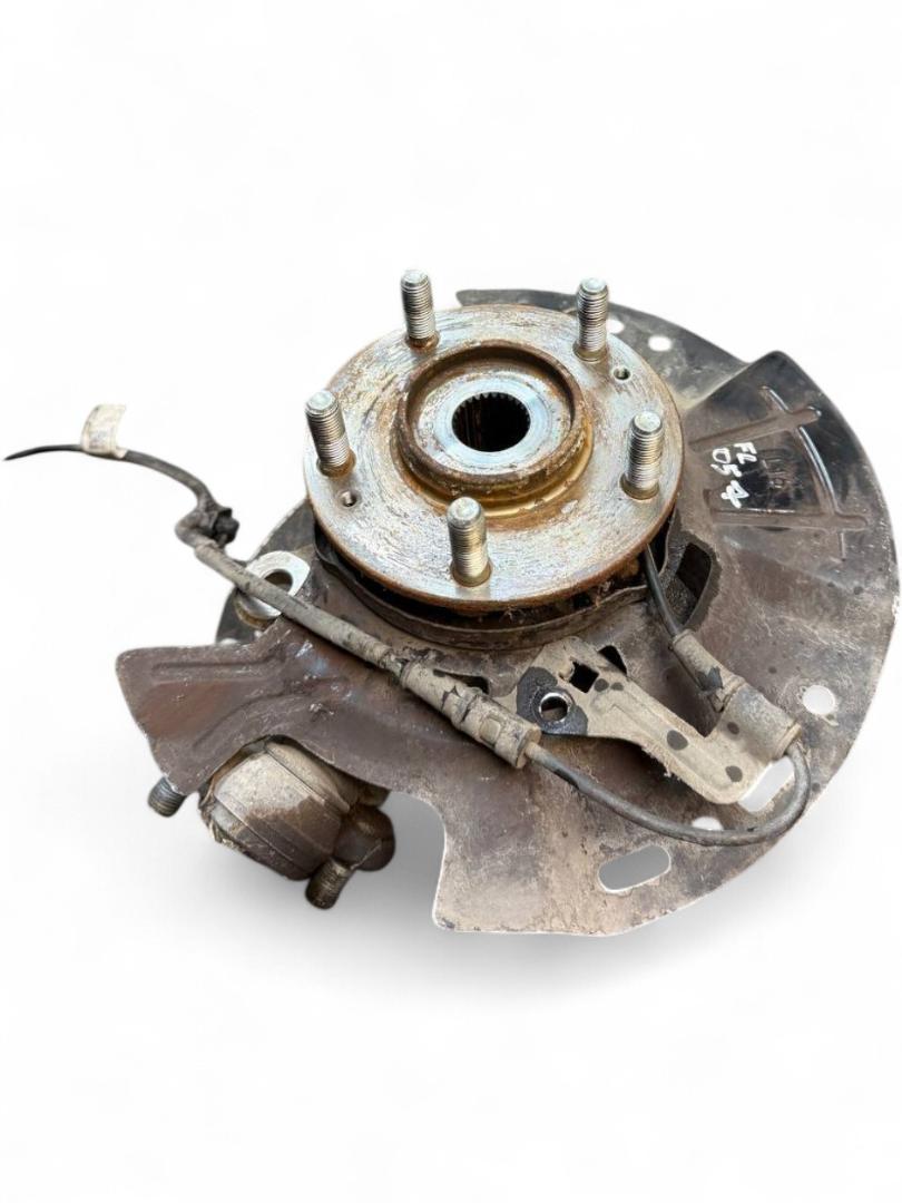 Hyundai i30 Wheel bearing housing front left 51715G4AA0 Wheel bearing housing front left HYU...