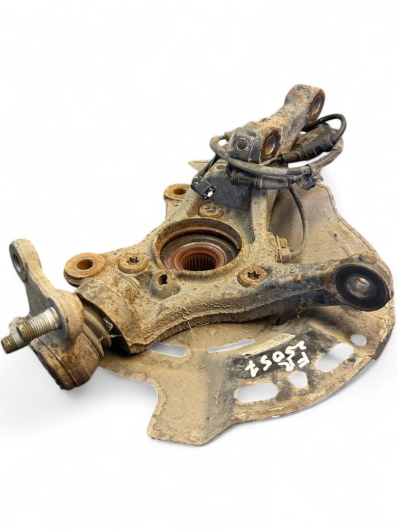 Hyundai i30 Wheel bearing housing front right 51716G4AA0 Wheel bearing housing front right HY...