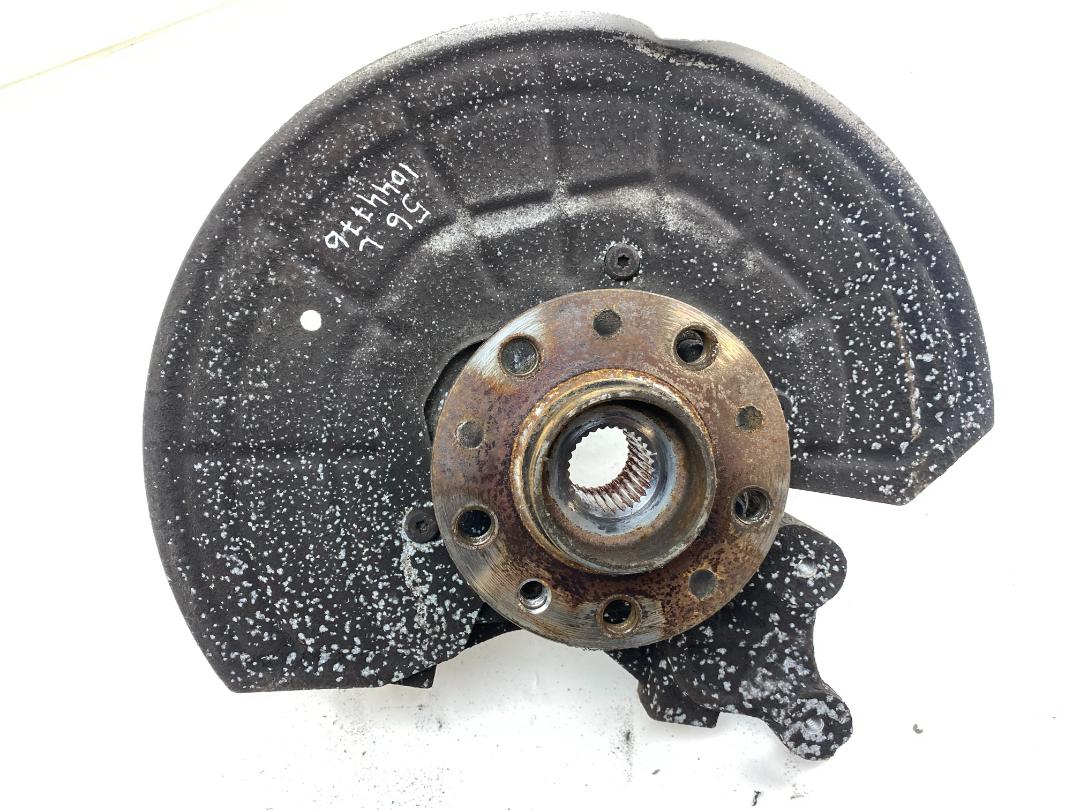Alfa-Romeo Stelvio Wheel bearing housing rear left 50535699 Wheel bearing housing rear left ALFA R...