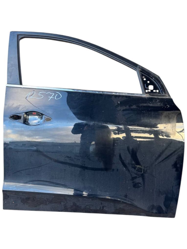 Door Front Right HYUNDAI TUCSON II / ix35 I (LM) (2009-2017)